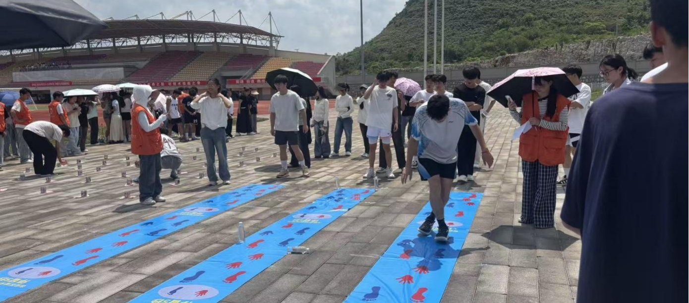 凝聚青春力量