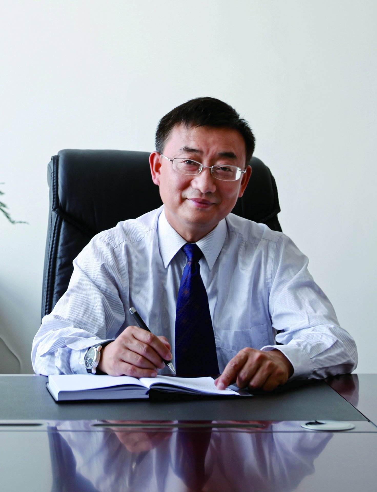 杨天仪 任职时间:2025